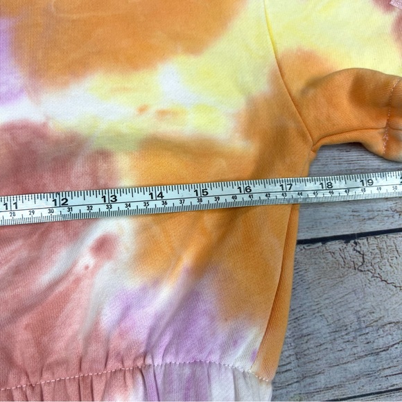 Disney Minnie Mouse Tie Dye Crop Short Sleeve Embroidered Size M - Picture 10 of 11